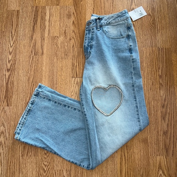 Forever 21 Other - Heart Cut Out Jeans